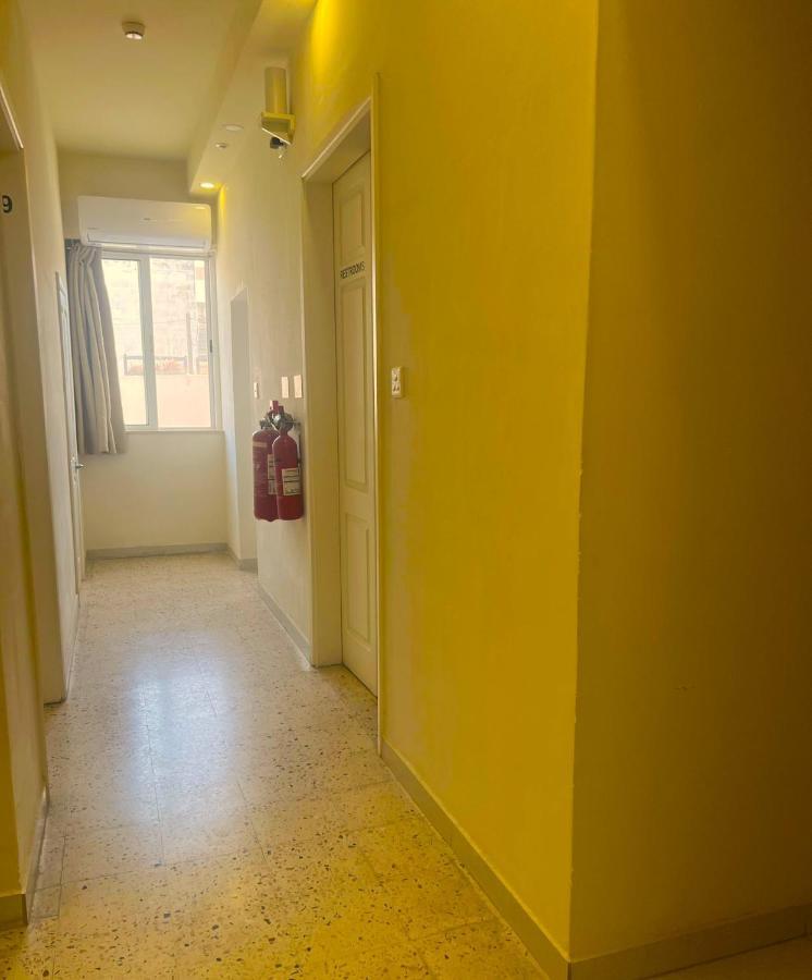 بيركيركارا Smart Hostel المظهر الخارجي الصورة