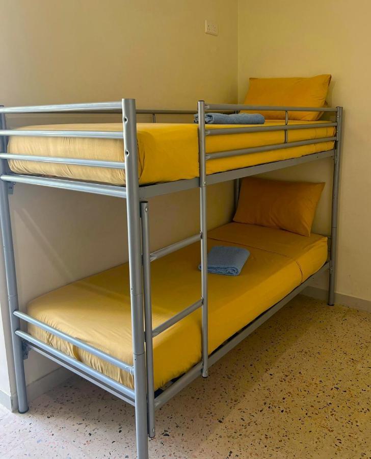 بيركيركارا Smart Hostel المظهر الخارجي الصورة