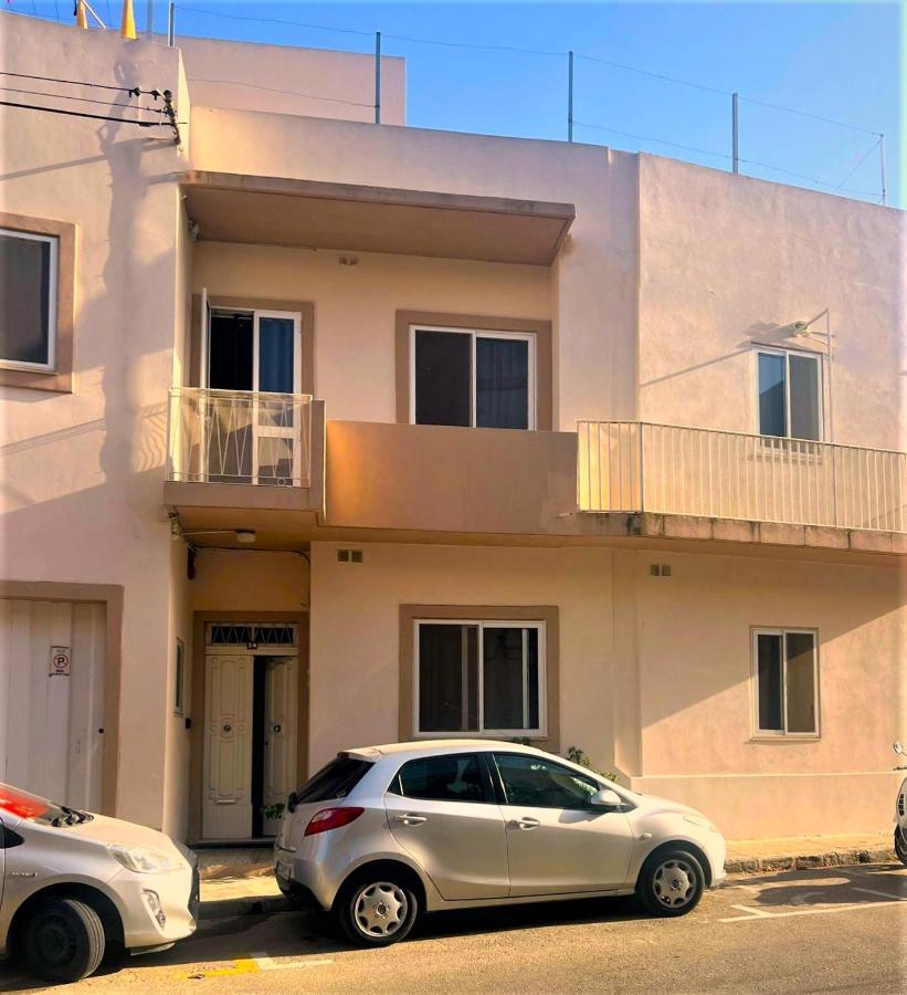 بيركيركارا Smart Hostel المظهر الخارجي الصورة
