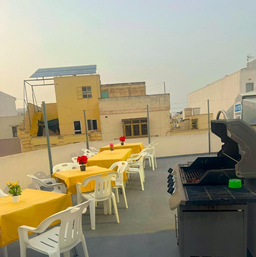 بيركيركارا Smart Hostel المظهر الخارجي الصورة
